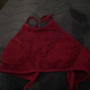 this swim top is so cute ! but got too small on me :/